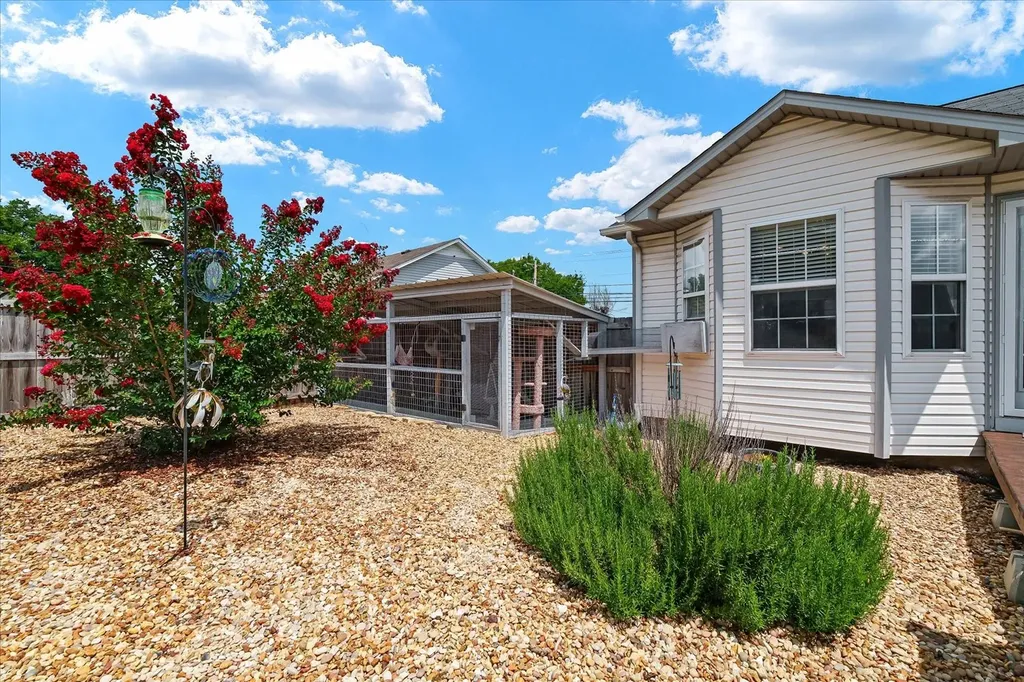2109 Williamsport Pike Columbia TN 38401