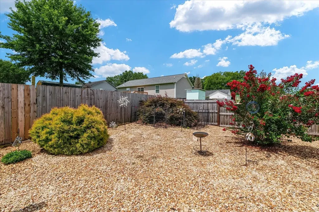 2109 Williamsport Pike Columbia TN 38401