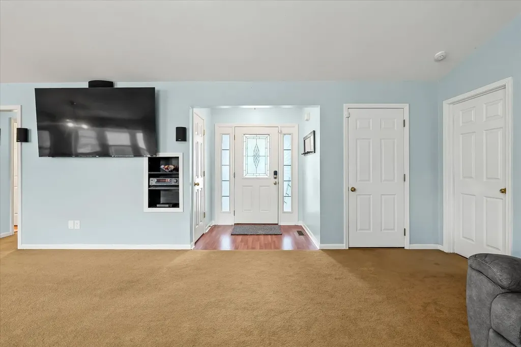 2109 Williamsport Pike Columbia TN 38401