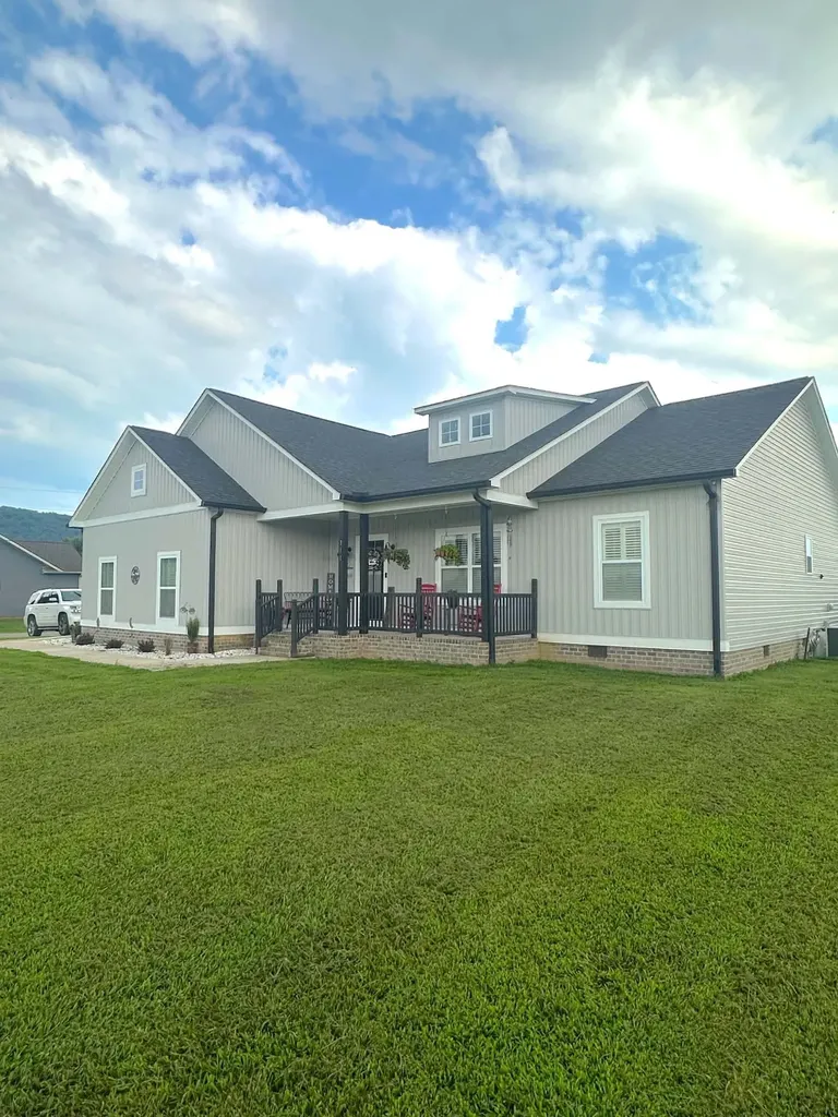 311 Autumn Hills Drive Rickman TN 38580