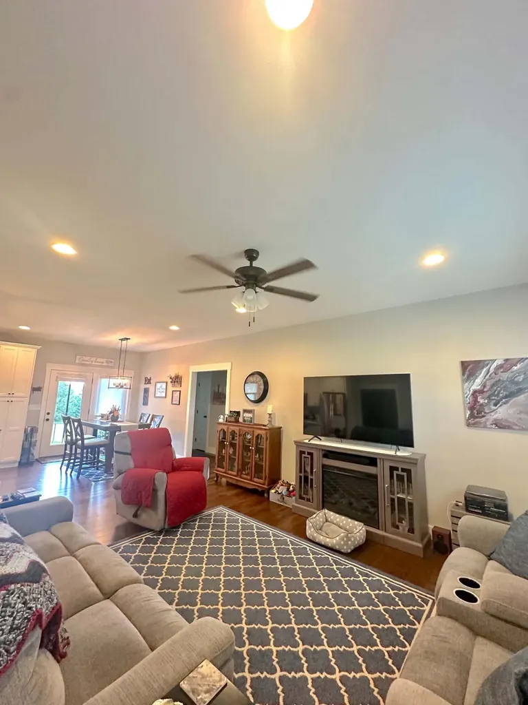 311 Autumn Hills Drive Rickman TN 38580