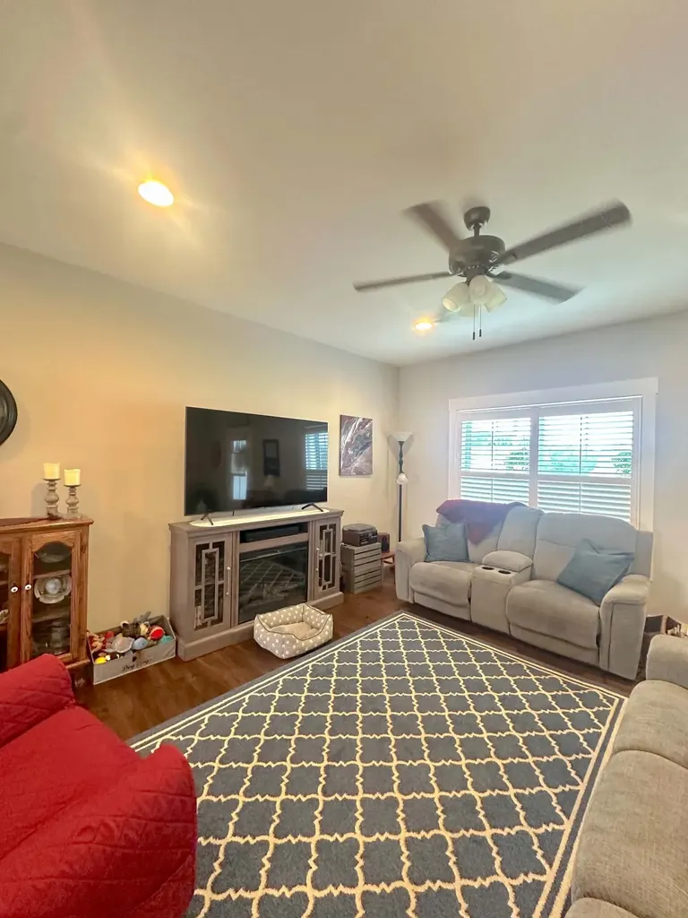311 Autumn Hills Drive Rickman TN 38580