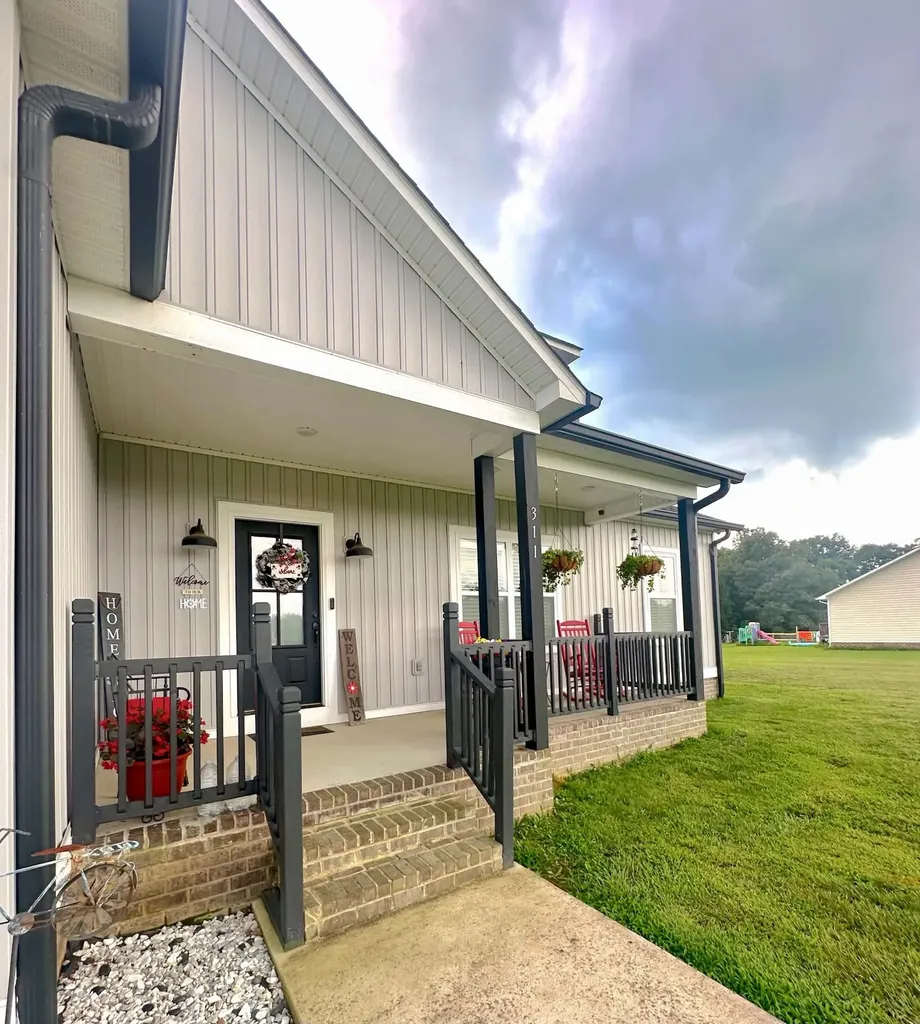 311 Autumn Hills Drive Rickman TN 38580