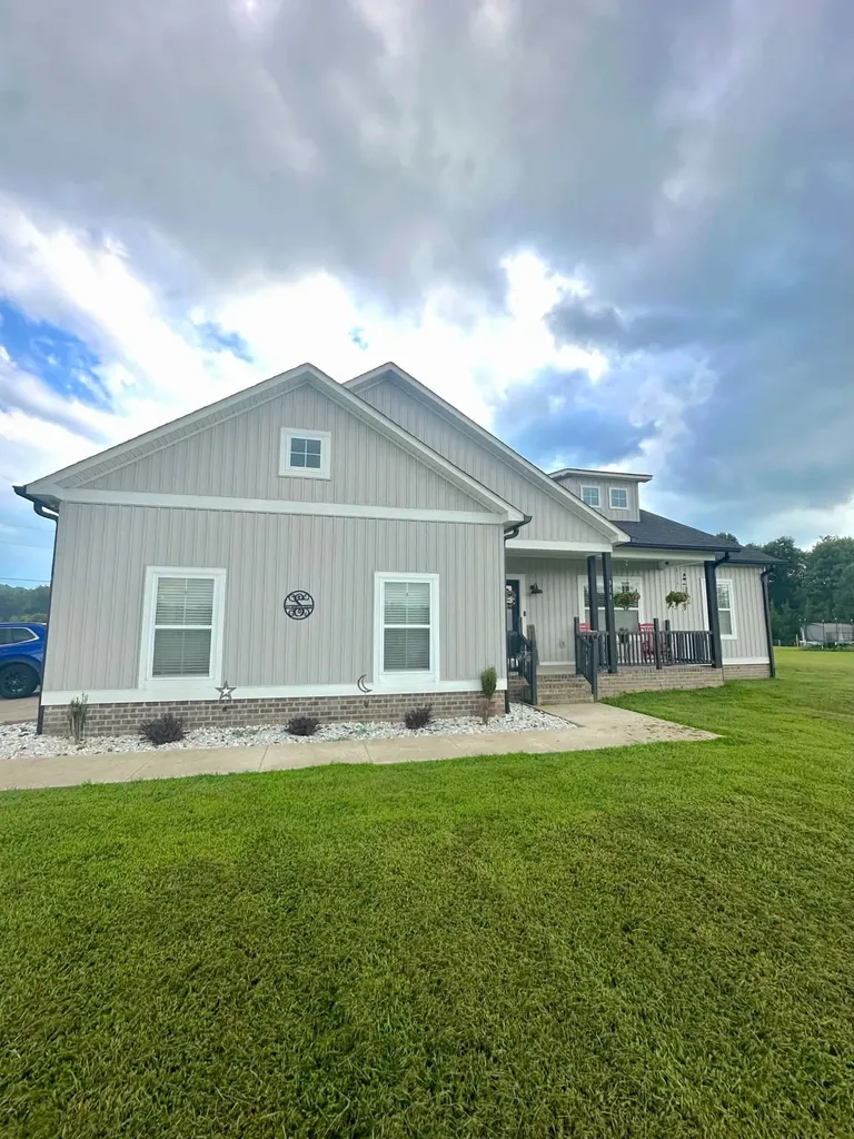 311 Autumn Hills Drive Rickman TN 38580