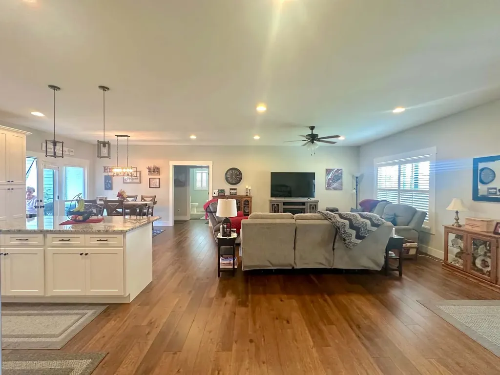 311 Autumn Hills Drive Rickman TN 38580