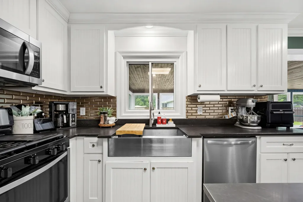 805 Forrest Drive Tullahoma TN 37388