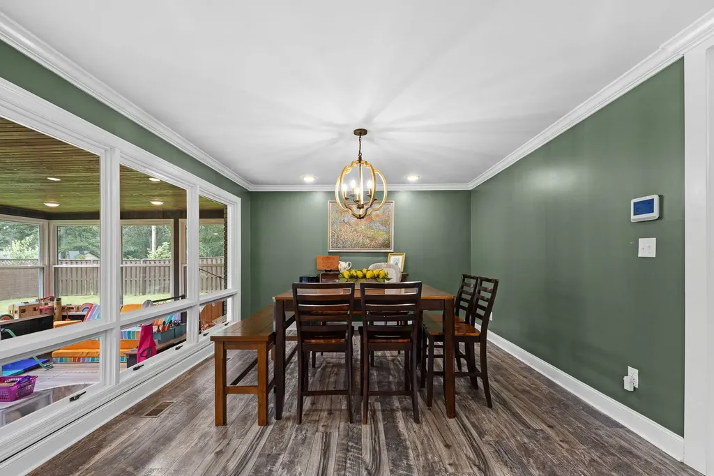 805 Forrest Drive Tullahoma TN 37388