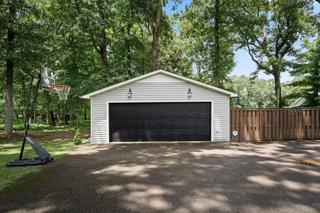 805 Forrest Drive Tullahoma TN 37388