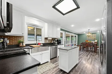805 Forrest Drive Tullahoma TN 37388