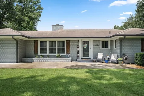 805 Forrest Drive Tullahoma TN 37388