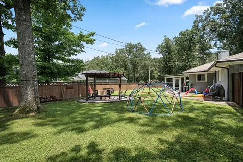 805 Forrest Drive Tullahoma TN 37388