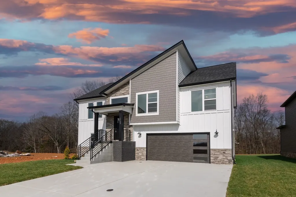 9 Miller Farm Clarksville TN 37043