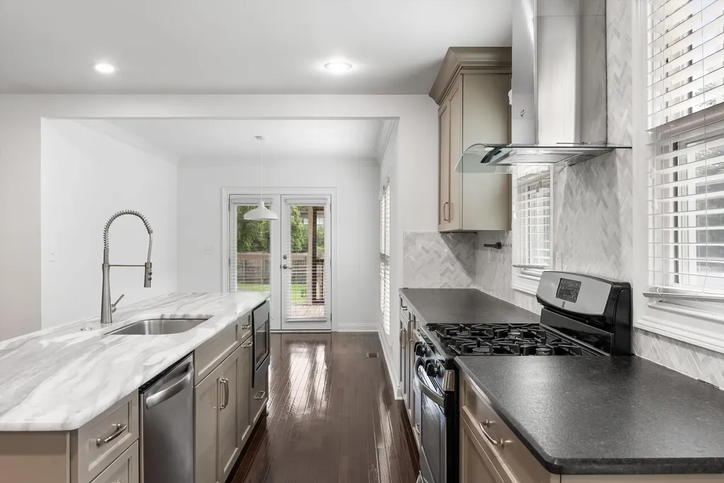 1602 Douglas Avenue Nashville TN 37206