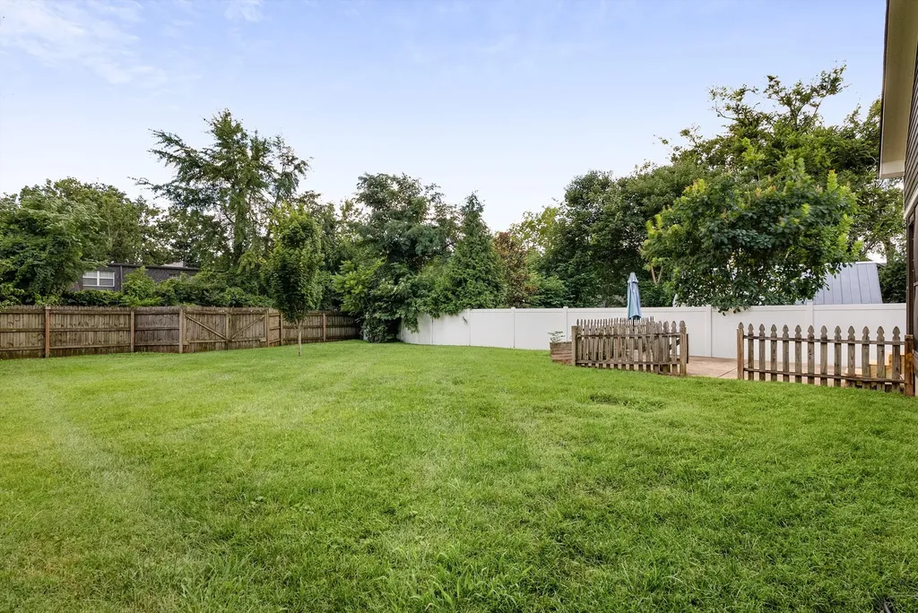 1602 Douglas Avenue Nashville TN 37206