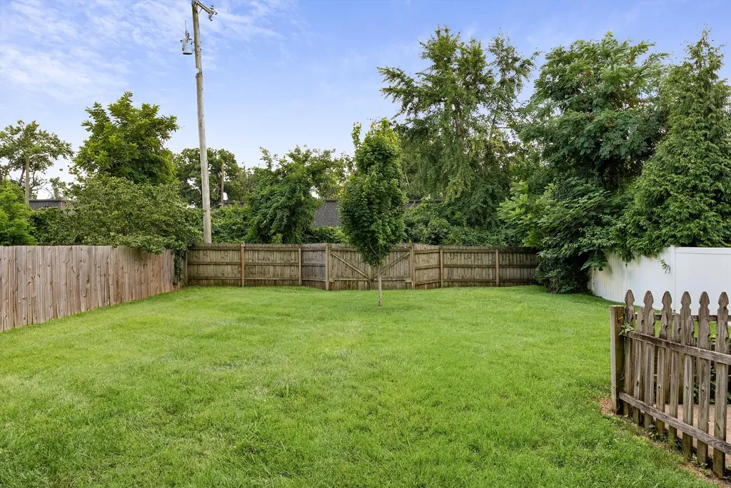 1602 Douglas Avenue Nashville TN 37206