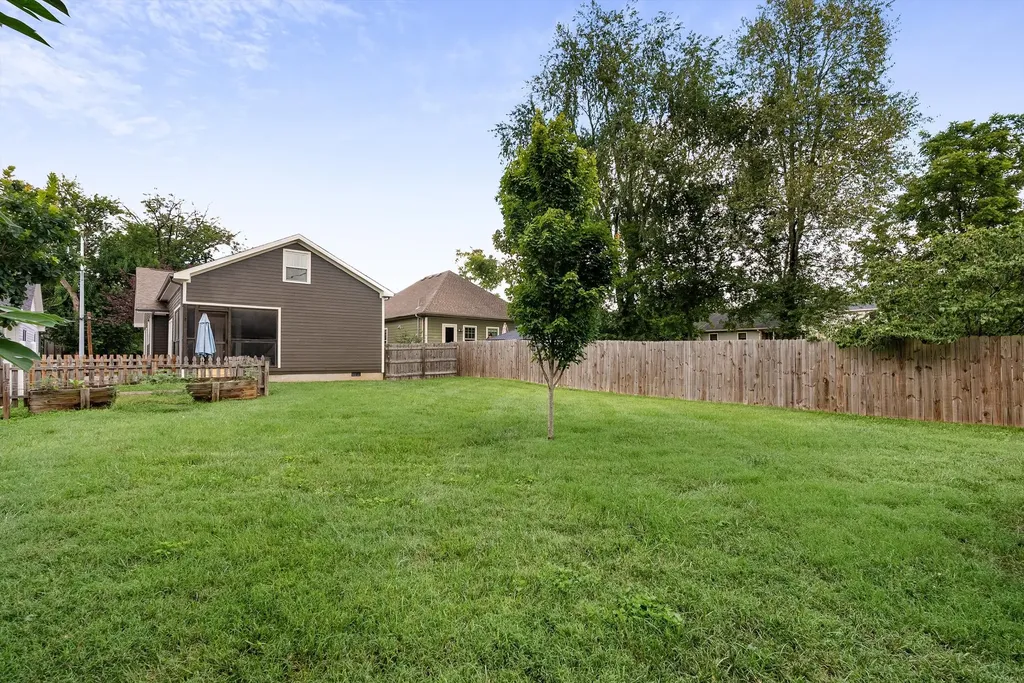 1602 Douglas Avenue Nashville TN 37206