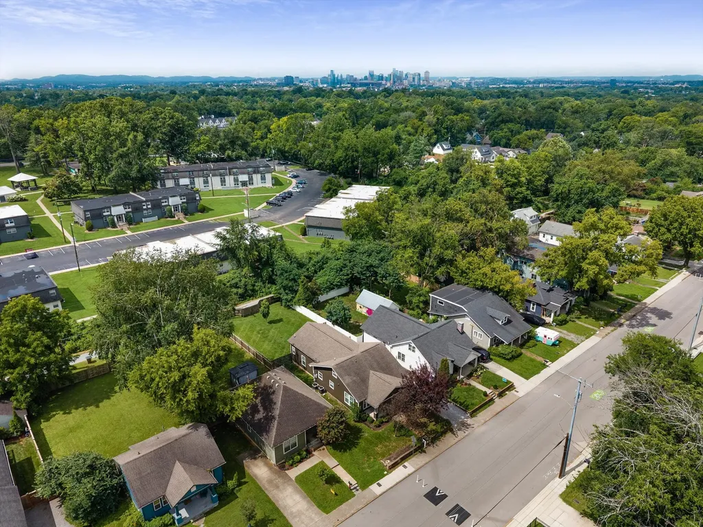 1602 Douglas Avenue Nashville TN 37206