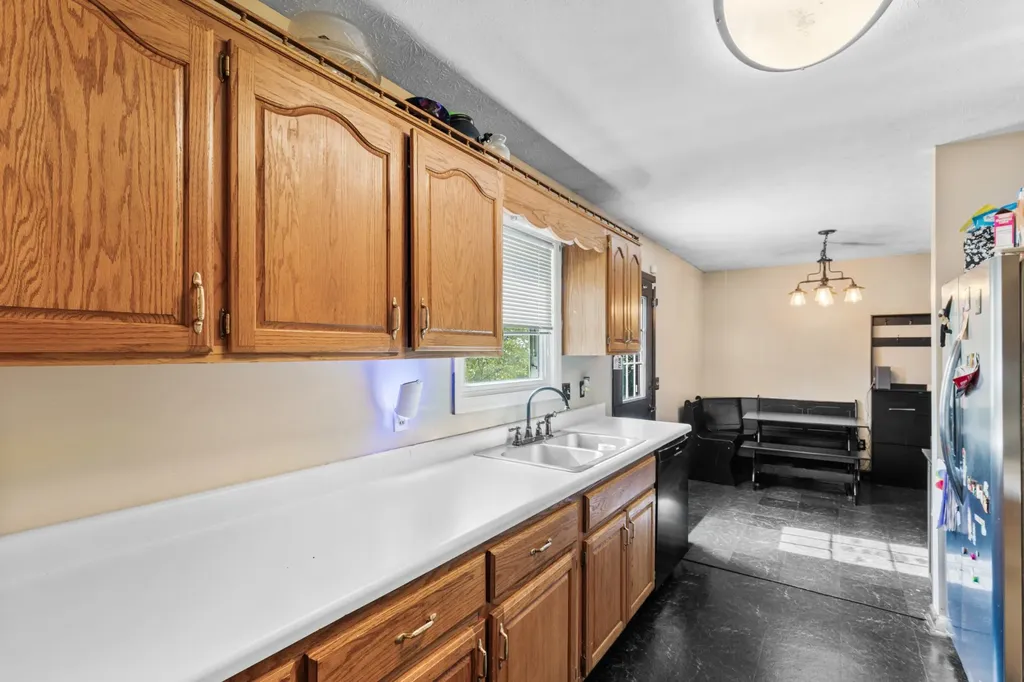 514 W Market Street Portland TN 37148