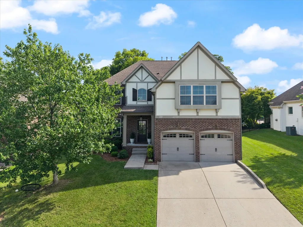 2204 Chantry Place Lane Thompsons Station TN 37179