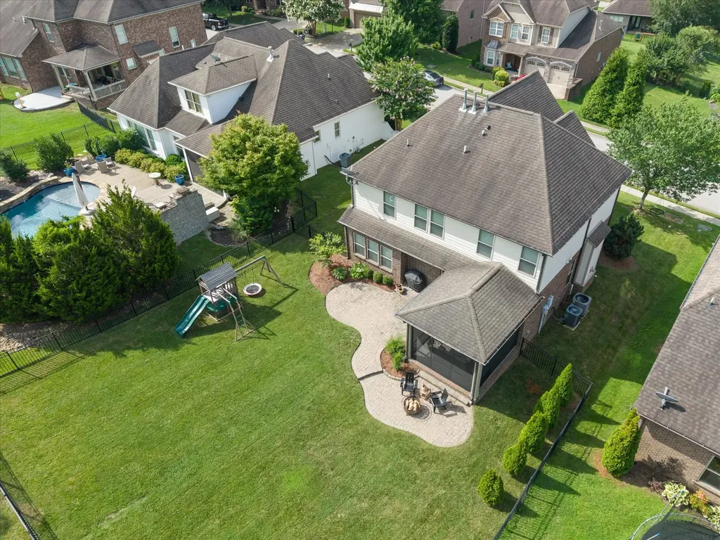 2204 Chantry Place Lane Thompsons Station TN 37179