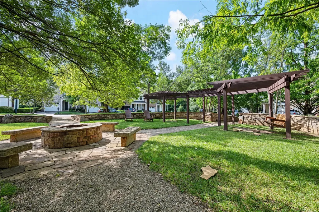 2204 Chantry Place Lane Thompsons Station TN 37179