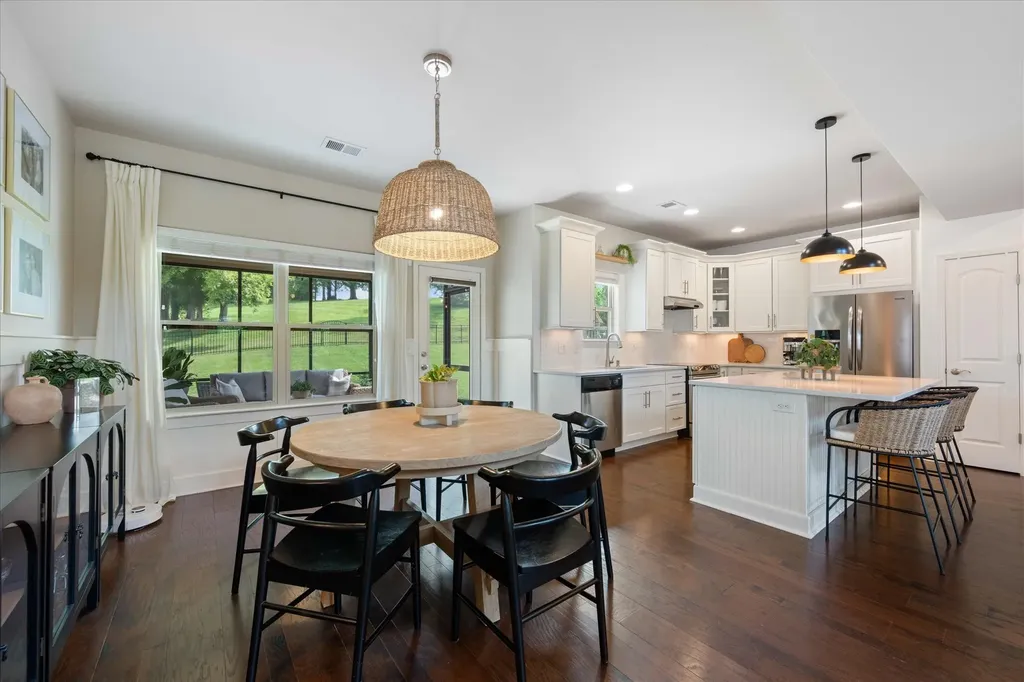 2204 Chantry Place Lane Thompsons Station TN 37179