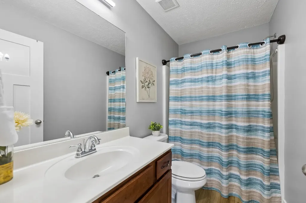 5443 Elkanah Court Christiana TN 37037