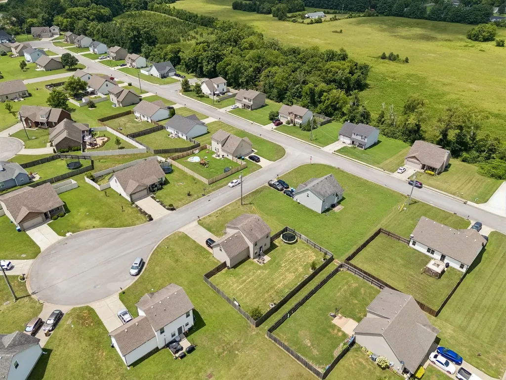 5443 Elkanah Court Christiana TN 37037