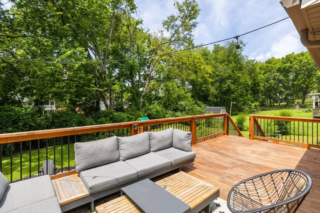 521 Westcrest Drive Nashville TN 37211