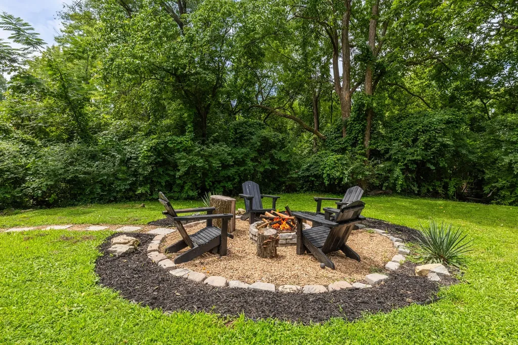 521 Westcrest Drive Nashville TN 37211