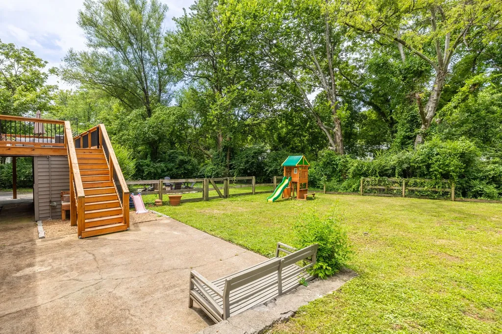 521 Westcrest Drive Nashville TN 37211