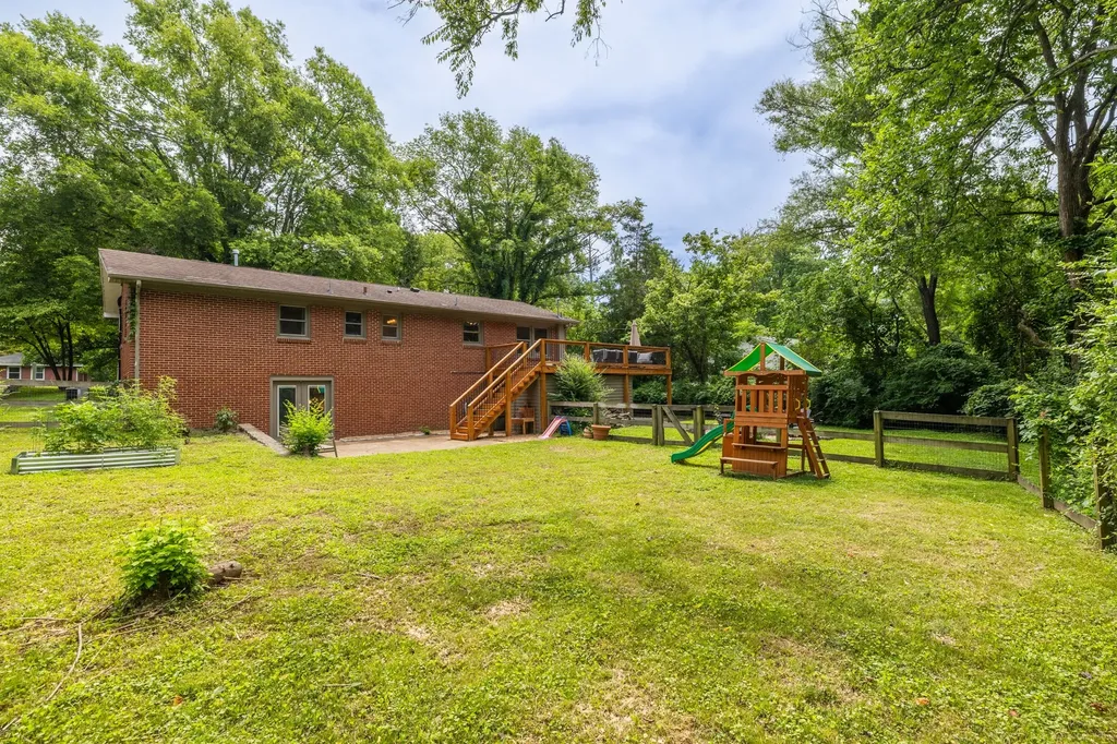 521 Westcrest Drive Nashville TN 37211