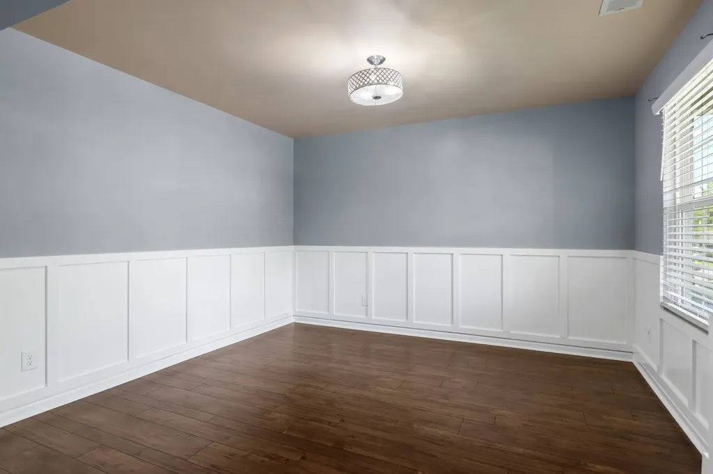 1240 Oxford Village Cove Columbia TN 38401