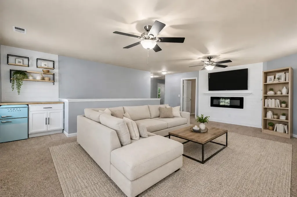 1240 Oxford Village Cove Columbia TN 38401