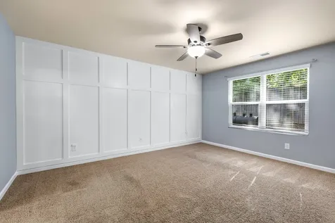 1240 Oxford Village Cove Columbia TN 38401