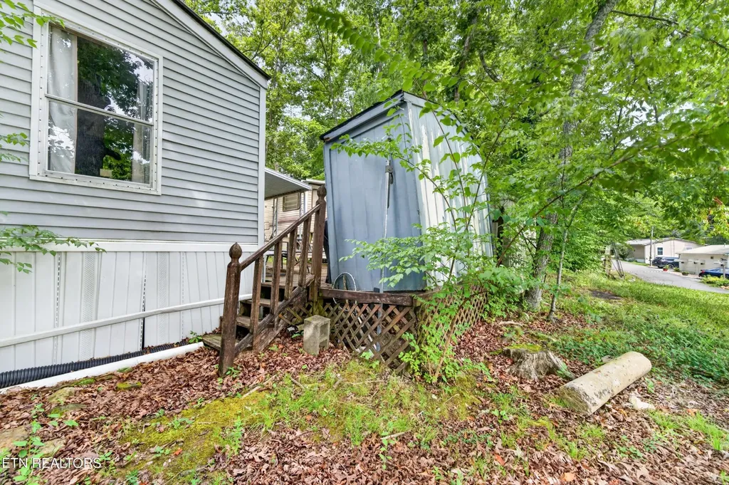 9227 Cherokee Trail Crossville TN 38572