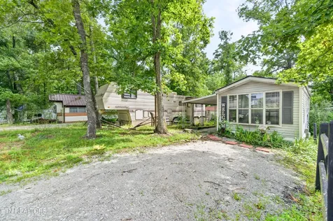 9227 Cherokee Trail Crossville TN 38572