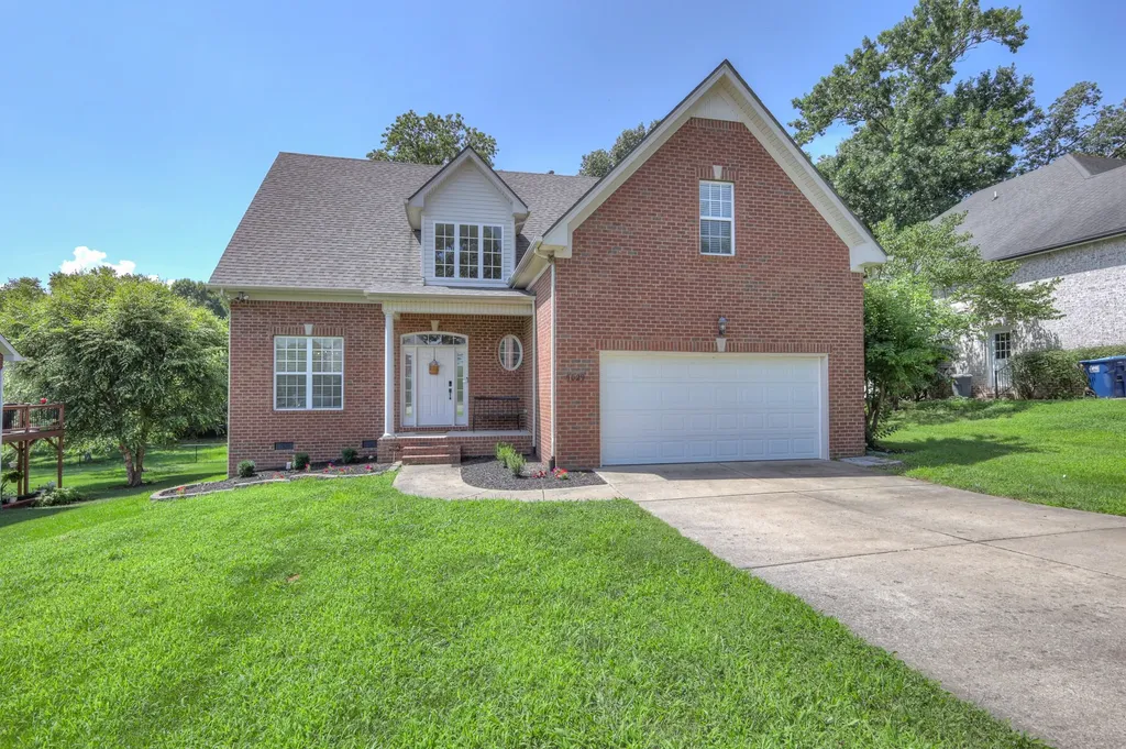 5029 Claude Drive Smyrna TN 37167