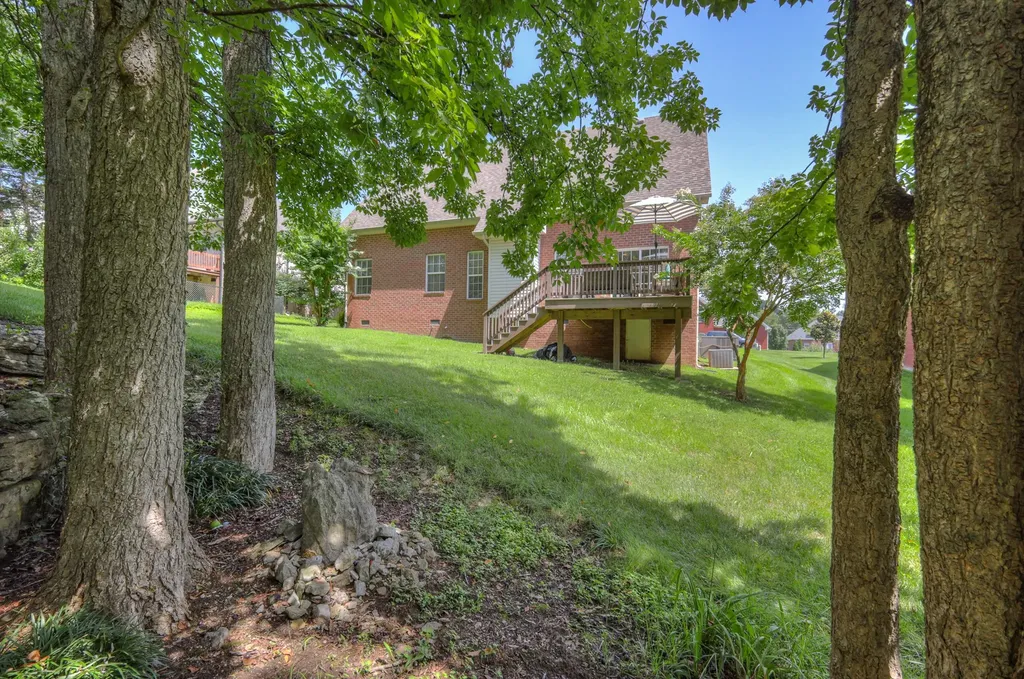 5029 Claude Drive Smyrna TN 37167