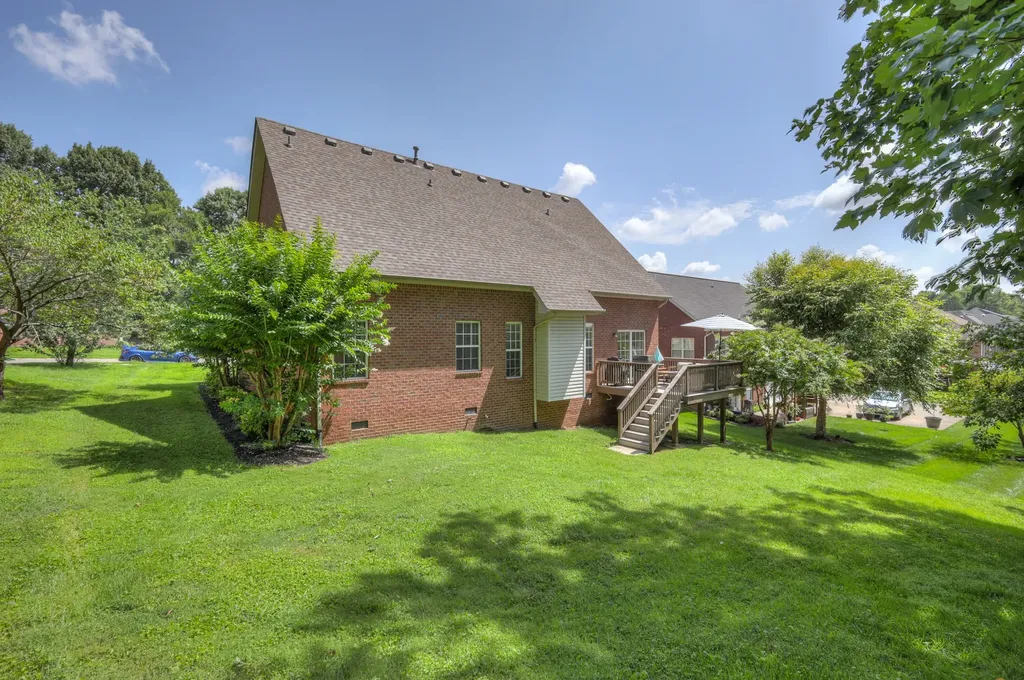 5029 Claude Drive Smyrna TN 37167