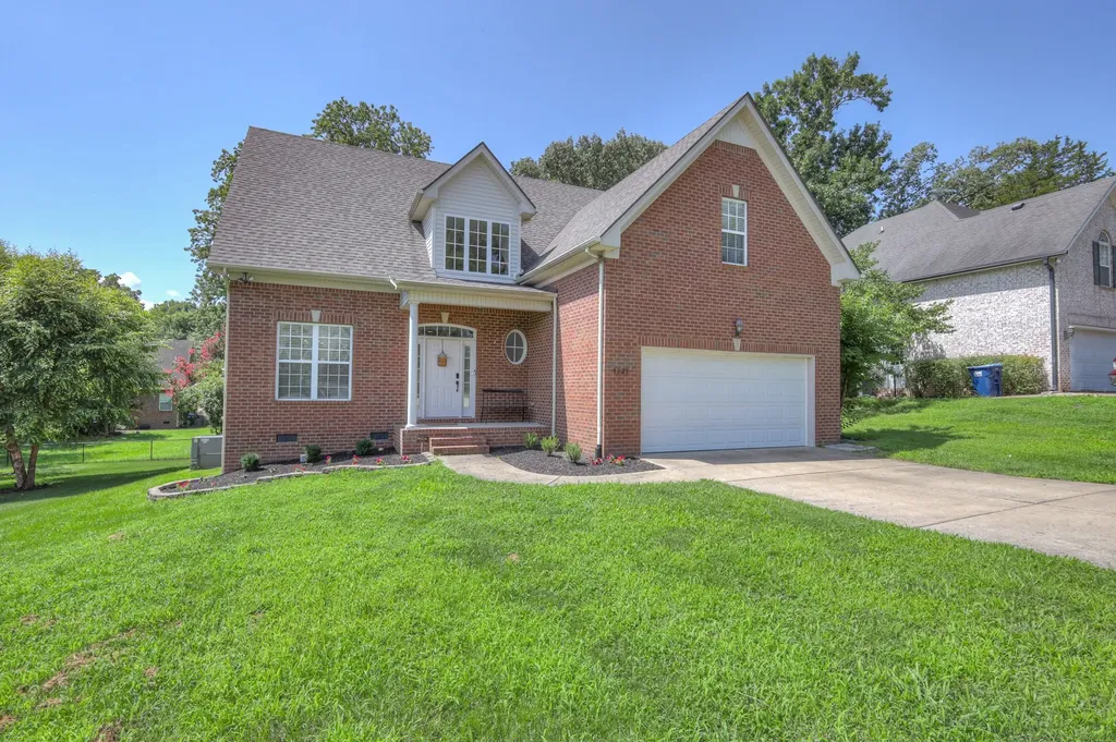 5029 Claude Drive Smyrna TN 37167