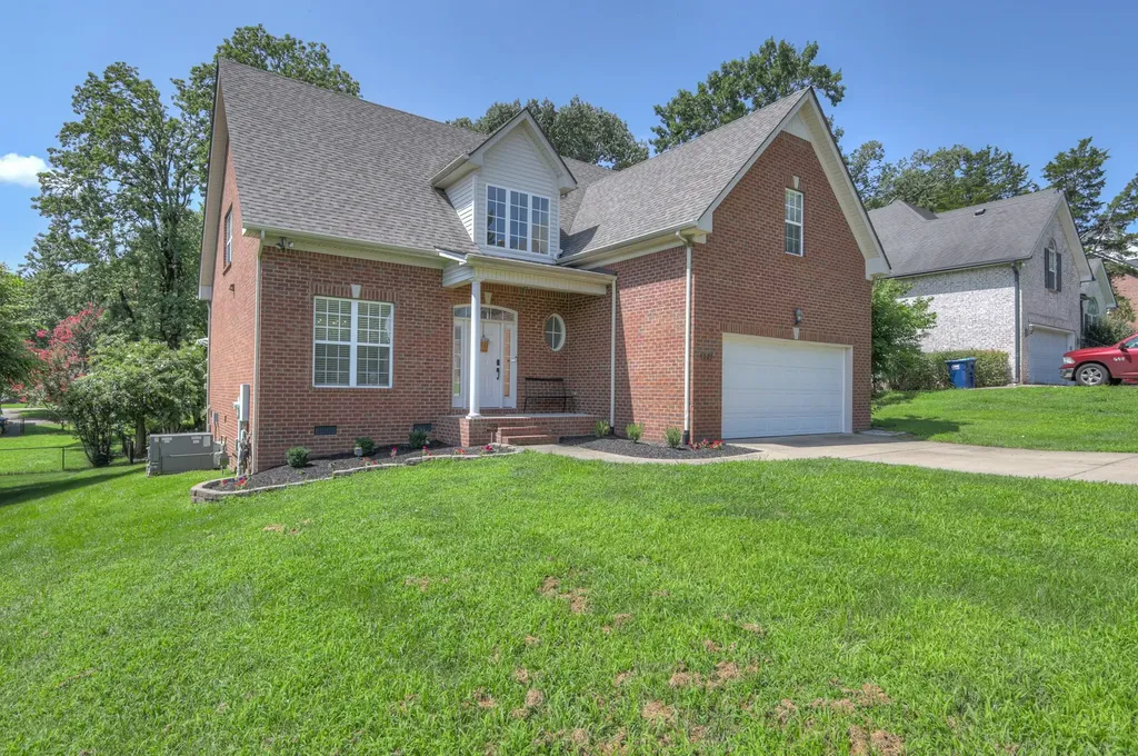 5029 Claude Drive Smyrna TN 37167