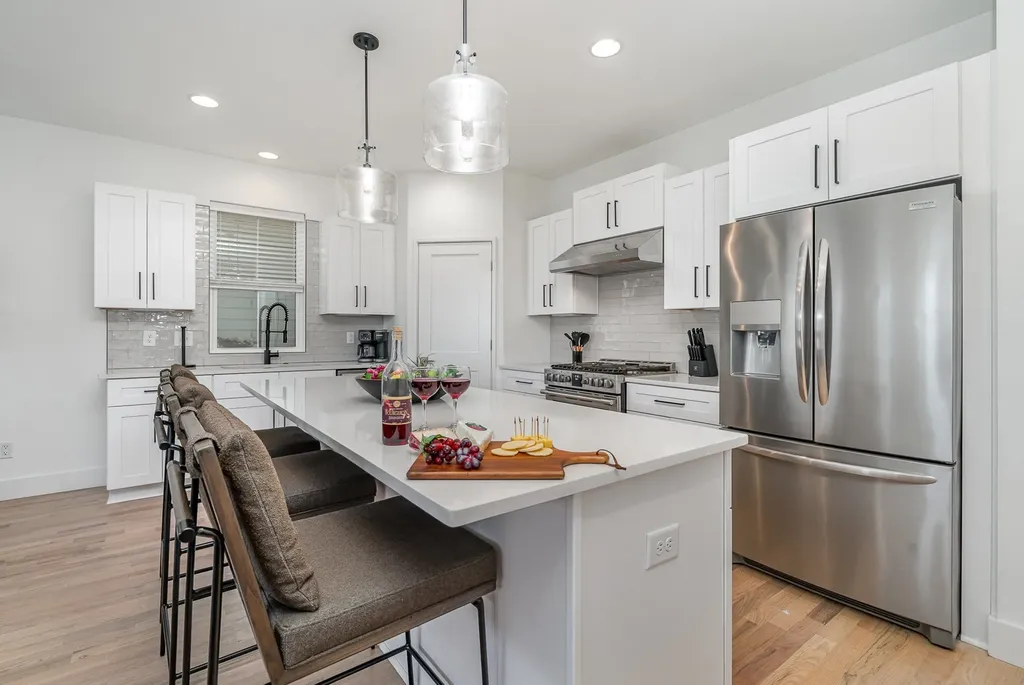 1699 Lischey Avenue Nashville TN 37207