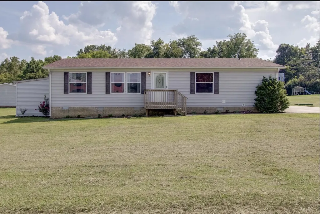 105 Southpark Circle Gallatin TN 37066