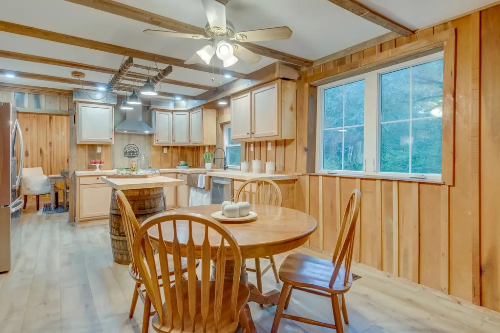 150 Humpty Dumpty Road White Bluff TN 37187