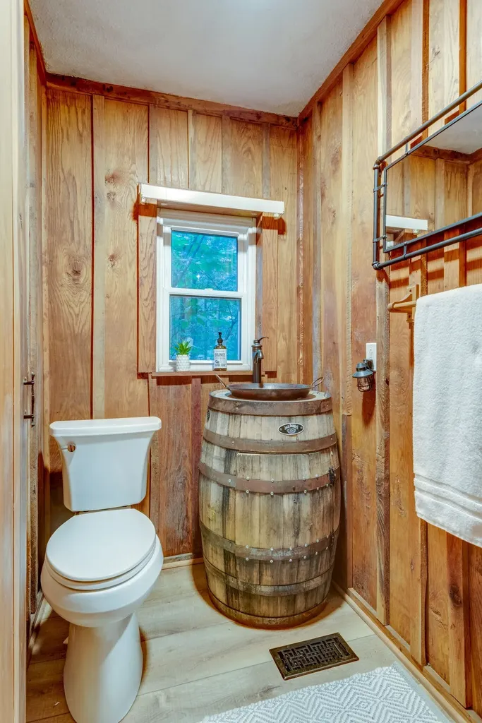 150 Humpty Dumpty Road White Bluff TN 37187