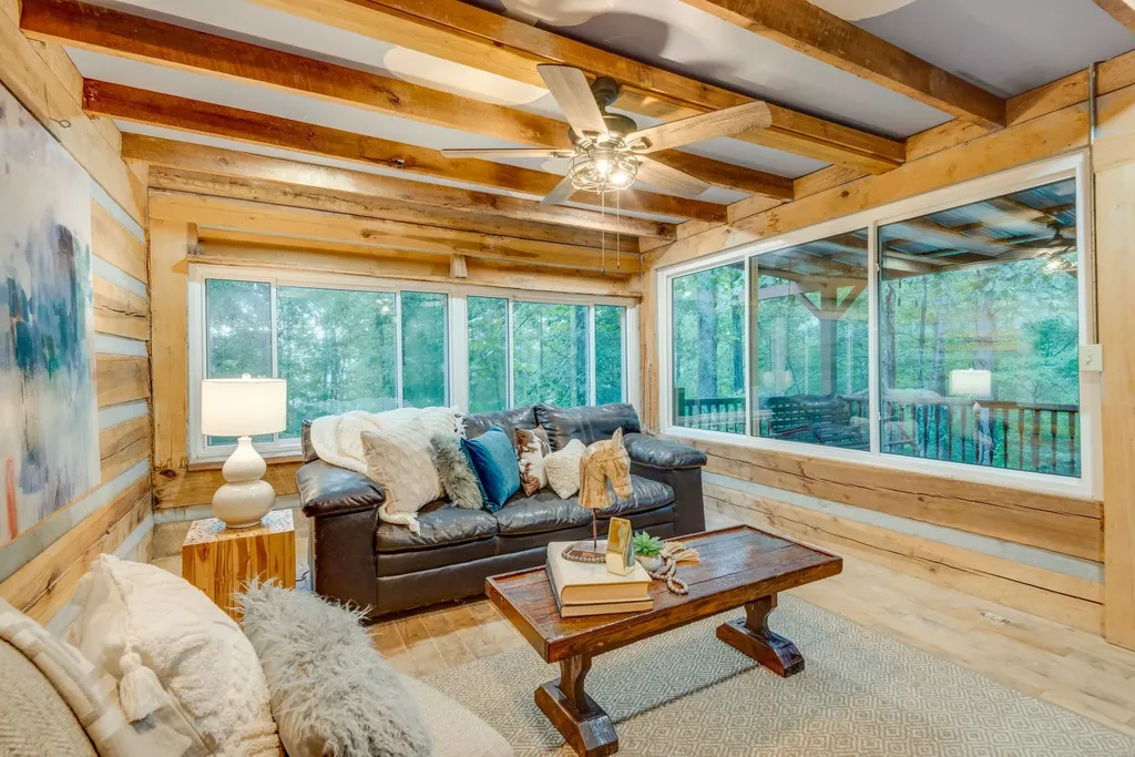 150 Humpty Dumpty Road White Bluff TN 37187