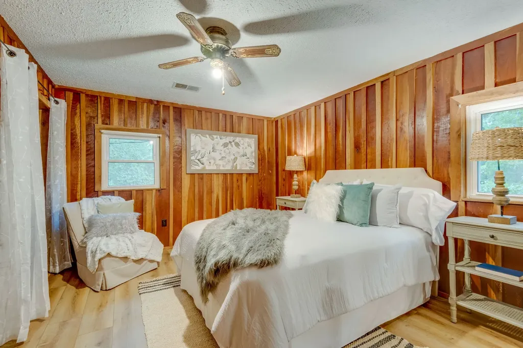 150 Humpty Dumpty Road White Bluff TN 37187