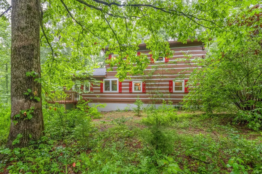 150 Humpty Dumpty Road White Bluff TN 37187