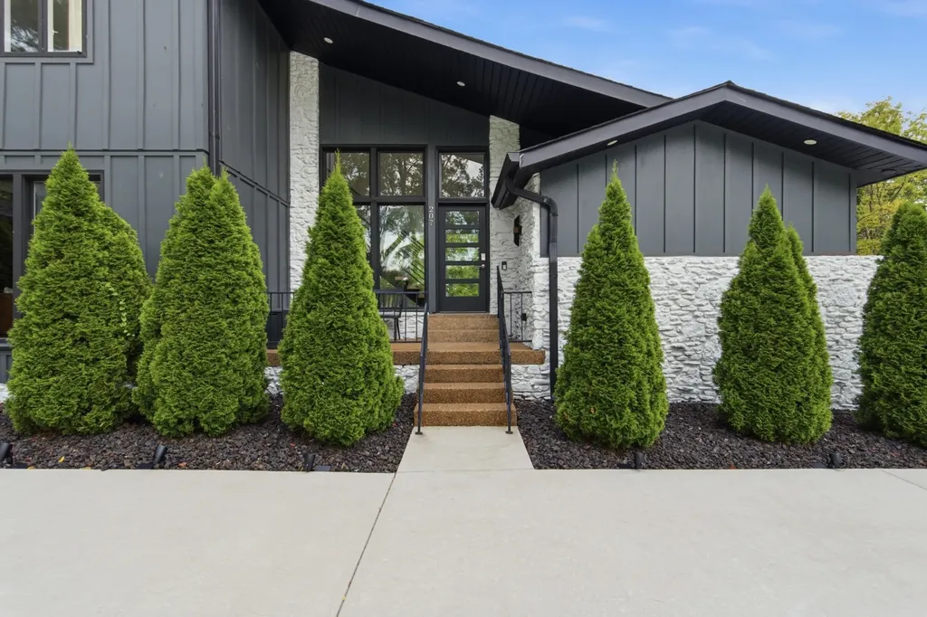 207 Bluegrass Drive Hendersonville TN 37075